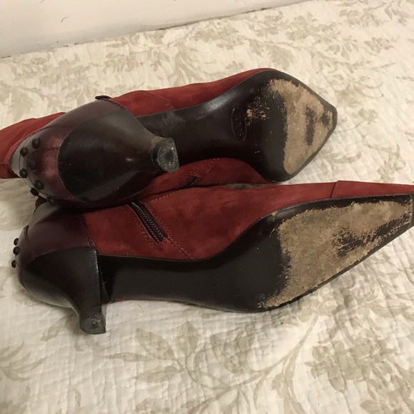 Tod’s suede victorian heel booties pointed 8.5 - Picture 8 of 8